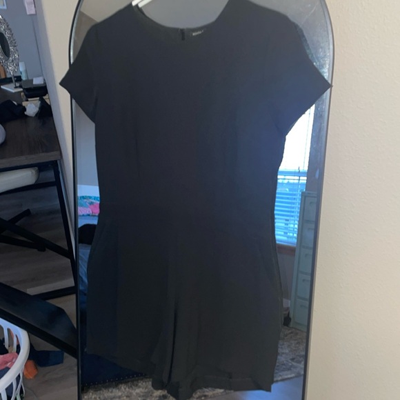 Banana Republic Black Romper - Picture 2 of 6